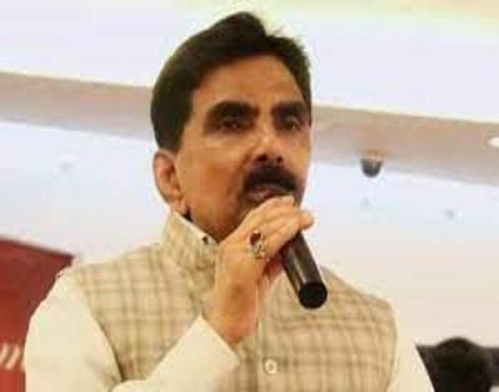 पूर्व मंत्री मोनाजिर का JDU से इस्तीफा, उपेन्द्र कुशवाहा के साथ जाने की चर्चा.