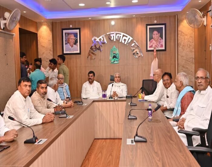 बिहार महागठबंधन में बनेगी कॉर्डिनेशन कमेटी, बाबा बागेश्वर पर बनी खास रणनीति.