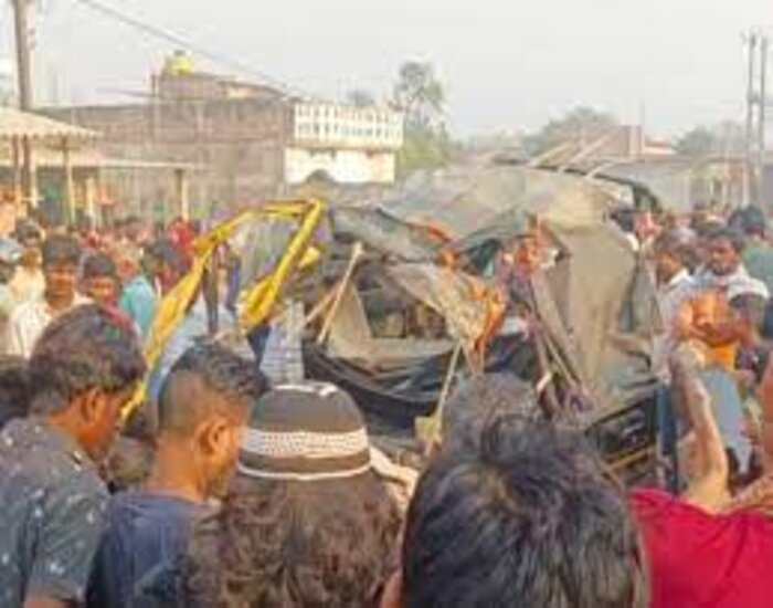 बिहार के मधेपुरा में भीषण सड़क हादसा, 5 लोगों की मौत, गंगा स्नान के लिए जा रहे थे भागलपुर