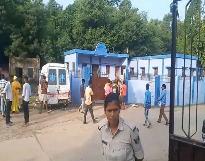 स्कॉर्पियो और कंटेनर के बीच टक्कर में 7 की मौत.