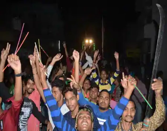 चेहल्लुम का अखाड़ा निकालने को लेकर जमकर मारपीट.