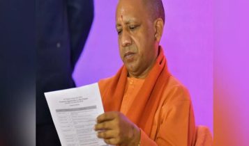 कांग्रेस-RJD को विकास नहीं, बुर्का चाहिए: योगी आदित्यनाथ ने बिहार में विरोधियों पर जमकर साधा निशाना