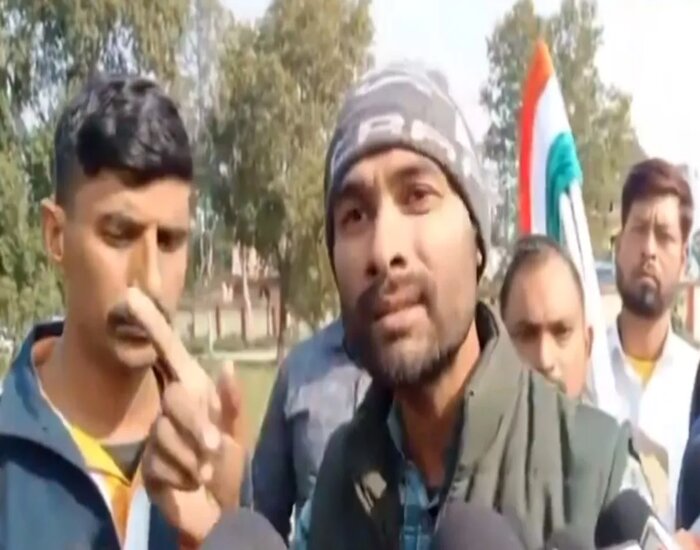 नीतीश सरकार से खफा हैं शहीद चंदन के परिजन.