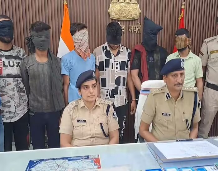 कोचिंग सेंटर की हर माह थी 1 करोड़ की कमाई.