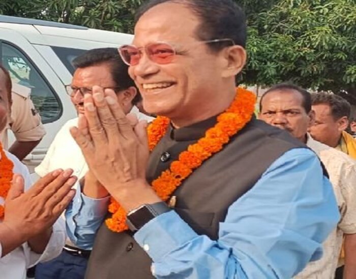 क्या मिथक तोड़ पायेगें सांसद डॉ आलोक कुमार सुमन?