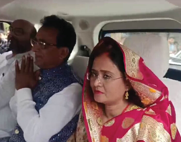 अशोक महतो की पत्नी RJD कैंडिडेट पर अपहरण का आरोप.