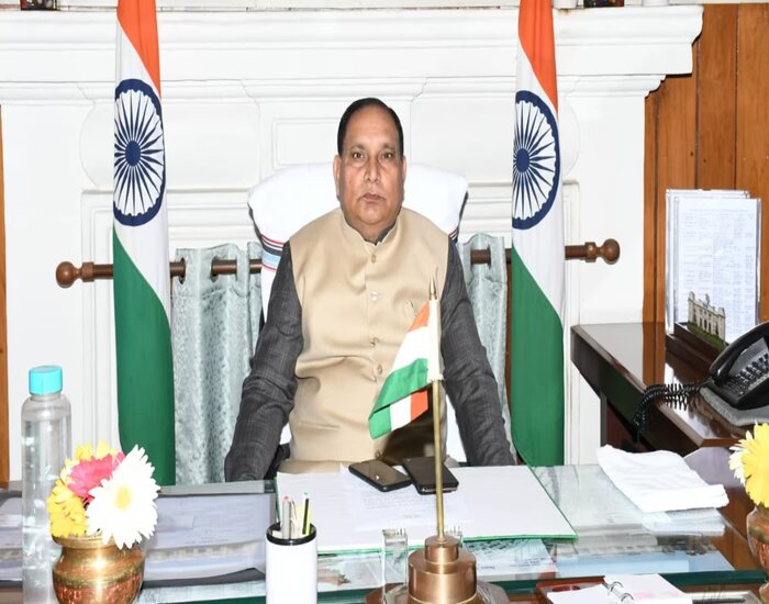 महेश्वर हजारी के खिलाफ कारवाई के संकेत.