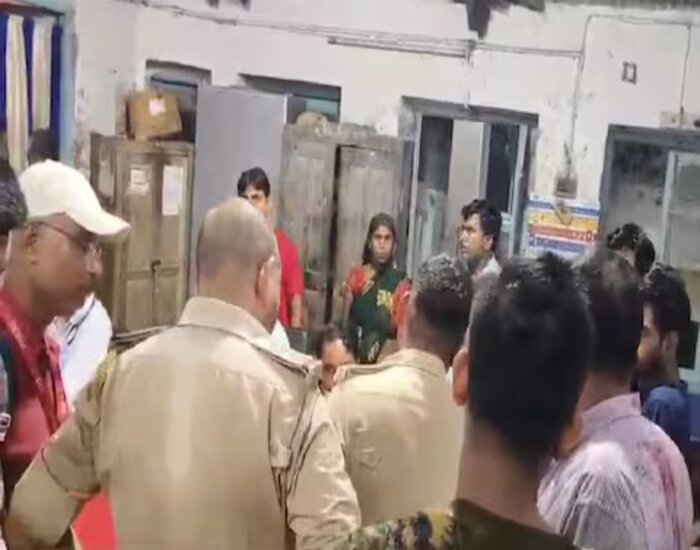  कसाई से बेरहम निकली बिहार पुलिस, फाड़ दिया पेट.