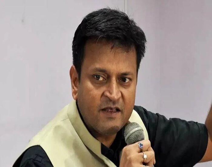 'कोलकाता रेप-मर्डर केस: तेजस्वी-राहुल की चुप्पी पर BJP का हमला.