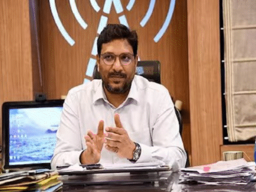 बिहार सरकार में भ्रष्टाचार और बलात्कार के अभियुक्त संजीव हंस को मिला अपर सचिव का पद