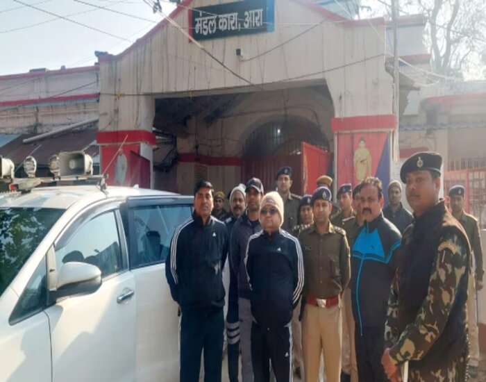 बिहार की जेलों में एकसाथ छापेमारी, जानिए कहाँ क्या मिला?