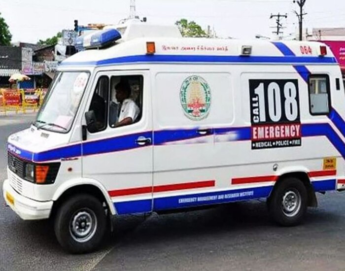 नवादा जिले में 102 एंबुलेंस सेवा ठप, आज से अनिश्चितकालीन हड़ताल.