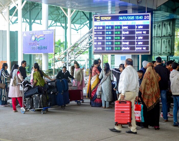 पटना एयरपोर्ट पर मचा हडकंप , जिंदा कारतूस लेकर अंदर घुस गया अंकित कुमार.