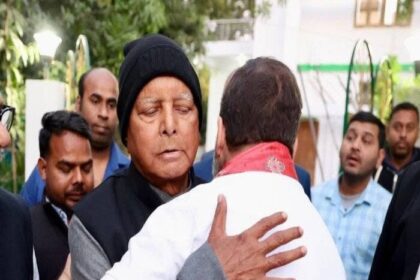 डॉक्टर अखिलेश सिंह ने ऐसे पहुंचा दिया राहुल गांधी को लालू जी के घर.