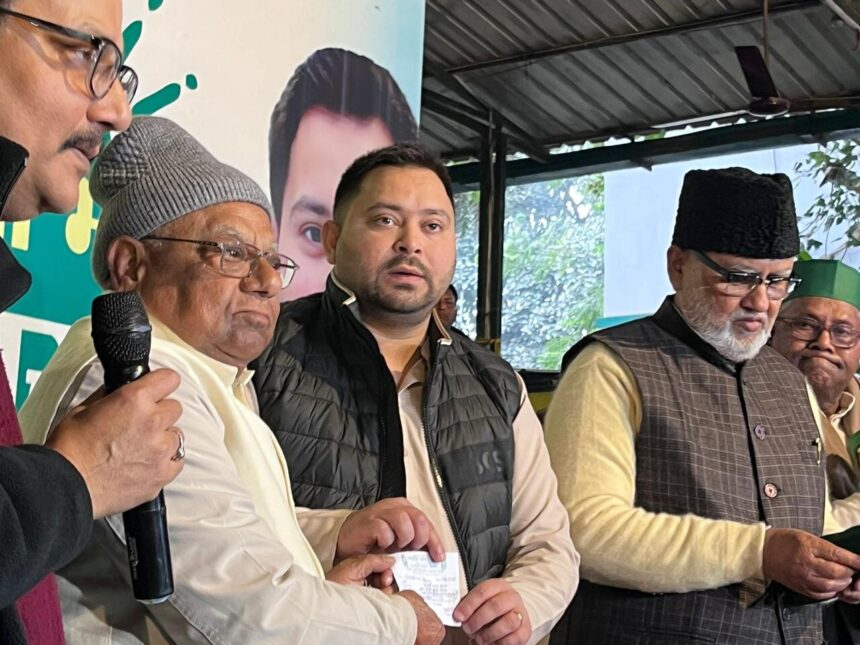 नीतीश कुमार को तेजस्वी का बड़ा झटका, मंगनीलाल मंडल हुए RJD में शामिल.
