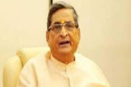 पूर्व राज्यसभा सांसद आरके सिन्हा ब्रेन स्ट्रोक के बाद दिल्ली के मैक्स हॉस्पिटल के ICU में भर्ती.