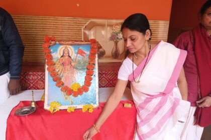 राष्ट्र सेविका समिति के तहत सरस्वती विद्या मंदिर में वंदे मातरम् गायन कार्यक्रम आयोजित