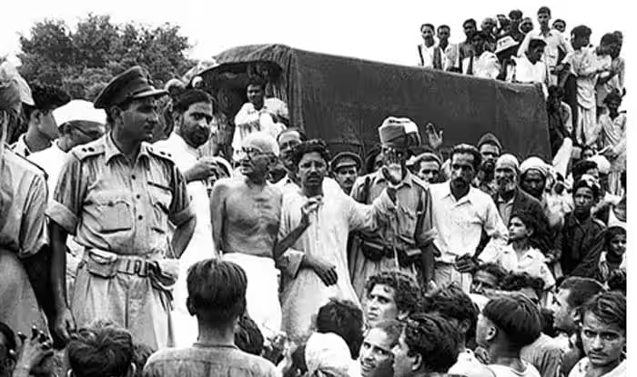 महात्मा गांधी पहली बार 10 अप्रैल 1917 को आए पटना, तब यह बांकीपुर जंक्शन था