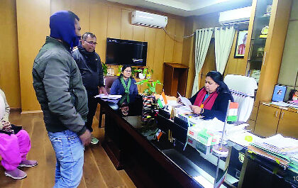 डीसी कार्यालय में जनता दरबार का हुआ आयोजन