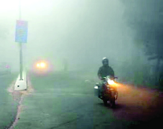 पटना गांधी सेतु पर टकराईं 3 गाड़ियां,कुछ हिस्सों में आज बारिश के बाद पछुआ हवा से बढ़ेगी ठंड.
