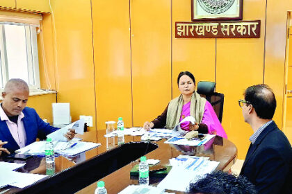 राज्य में कहां और कैसी बन रही हैं सड़कें, मुख्य सचिव ने हाईलेवल मीटिंग कर अफसरों से ली जानकारी