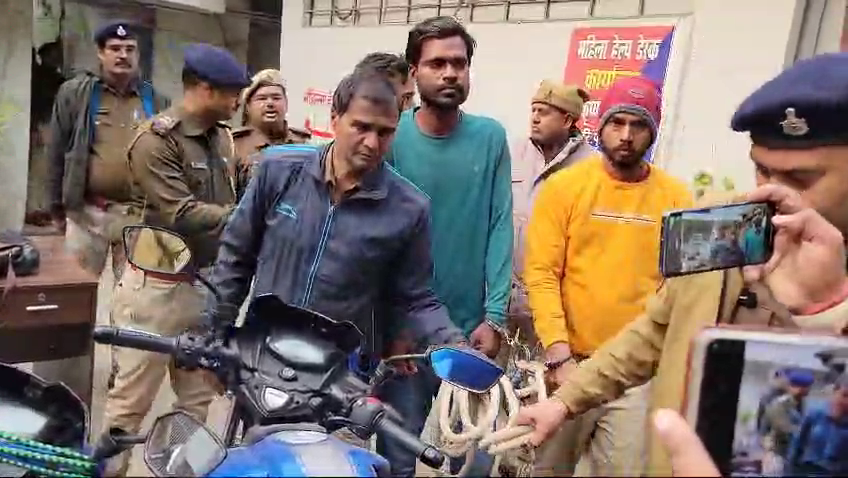चेन लूट के पैसे से SSC GD का परीक्षा पास, पुलिस ने गिरोह का किया खुलासा