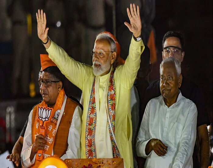 PM मोदी ने कर दिया बिहार चुनाव का शंखनाद,नीतीश को बताया अपना लाडला CM.