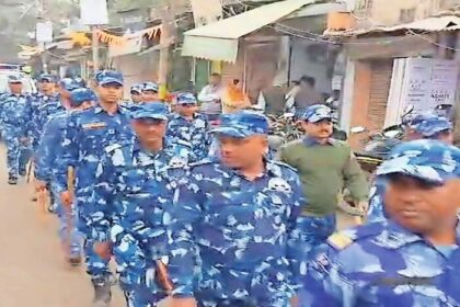सरस्वती पूजा को लेकर पटना में RAF ने निकाला फ्लैग मार्च, नाकों पर वाहनों की चेकिंग.