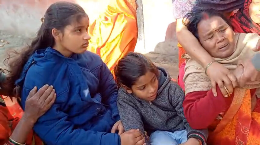 स्कूल फीस मांगने पर निर्दयी पिता ने बेटे की चाकू से गला रेतकर की हत्या