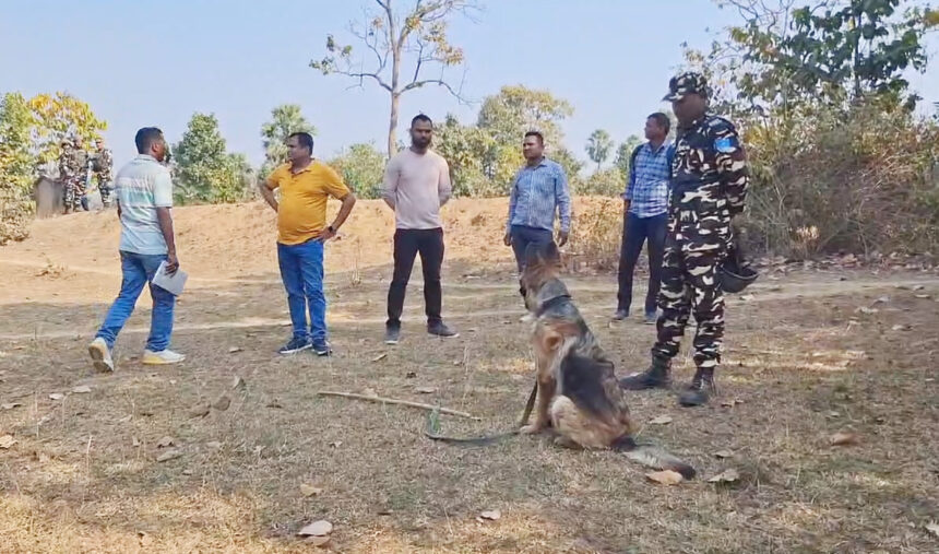 सुरक्षा बल को मिली बड़ी सफलता, 45 किलो विस्फोटक बरामद