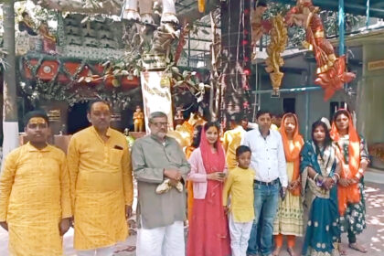 महाशिवरात्रि : पांच लाख रुद्राक्ष से निर्मित शिवलिंग बना आस्था का केंद्र