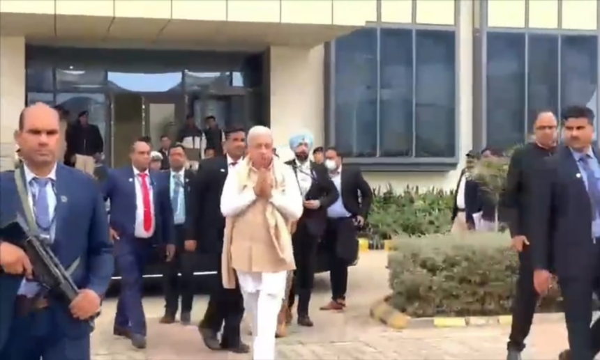 राज्यपाल आरिफ मोहम्मद खान प्रयागराज रवाना, कुंभ में होंगे शामिल