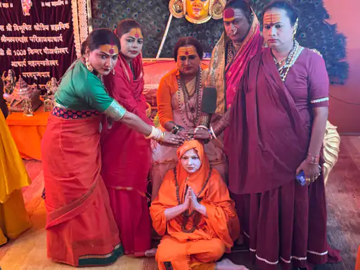 ममता कुलकर्णी ने महामंडलेश्वर पद छोड़ा, कहा- जन्म से साध्वी थी और रहूंगी