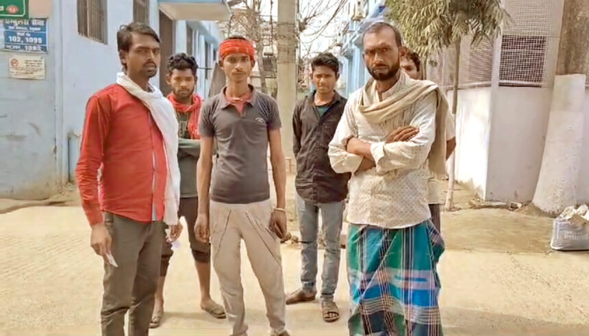 बेगूसराय में ई-रिक्शा चालक की संदिग्ध हत्या, शव मिलने से इलाके में सनसनी
