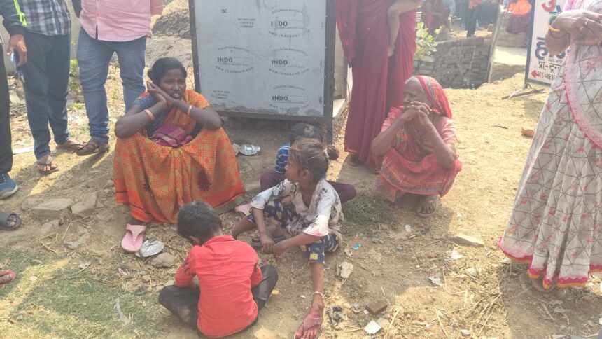 बक्सर में नहर में गिरी बेकाबू कार, बच्ची की मौत, दो घायल, आक्रोशित लोगों ने किया सड़क जाम