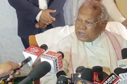 लिट्टी विथ मांझी में पहुंचे राज्यपाल आरिफ मोहम्मद खान, कहा-सारा चना मैं ही खा गया
