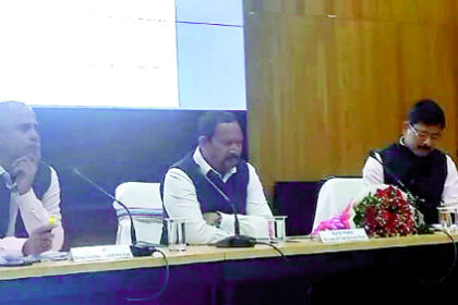 सीओ ने तकनीकी कारणों का हवाला देकर आवेदन रिजेक्ट किया तो होगी कार्रवाई : मंत्री