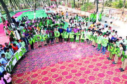उधवा आश्रयणी में चित्रांकन, क्राफ्ट पेंटिंग व निबंध लेखन प्रतियोगिता का हुआ आयोजन