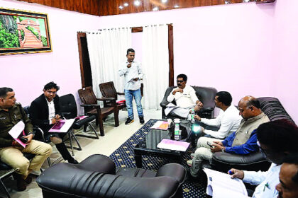 अवैध शराब बिक्री को पूरी तरह से नियंत्रित करने के लिए और सख्त कदम उठाए : योगेन्द्र प्रसाद