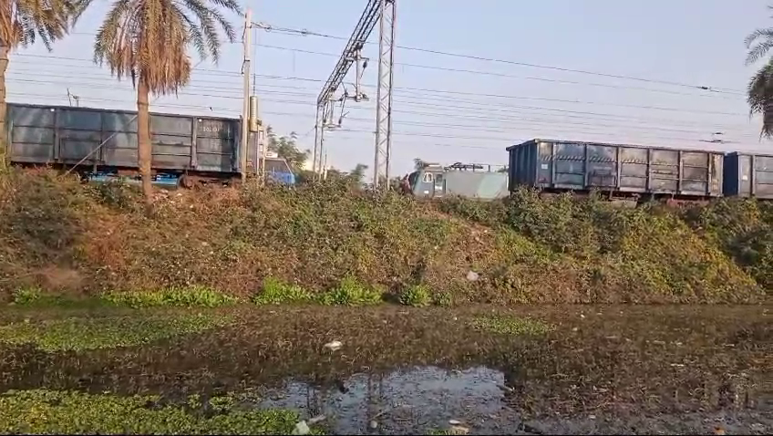 पटना में हुआ बड़ा रेल हादसा, दो हिस्सों में बंटी चलती मालगाड़ी