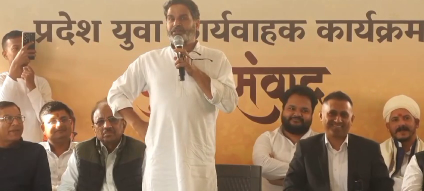 प्रशांत किशोर ने JDU को दिया करारा जवाब, बोले, मां सरस्वती की कृपा और मेरी बुद्धि से आता है पैसा