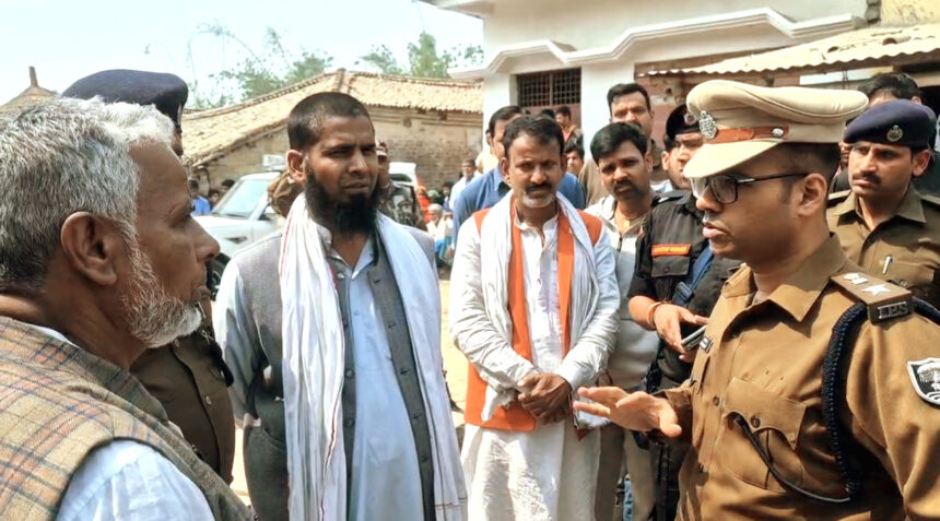 मोतिहारी में अधेड़ की गोली मारकर हत्या, एसपी ने किया घटनास्थल का निरीक्षण
