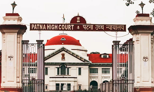 बिहार में सियासी भूचाल: हाईकोर्ट का स्पीकर प्रेम कुमार समेत 42 विधायकों को नोटिस, हलफनामे में गड़बड़ी का आरोप