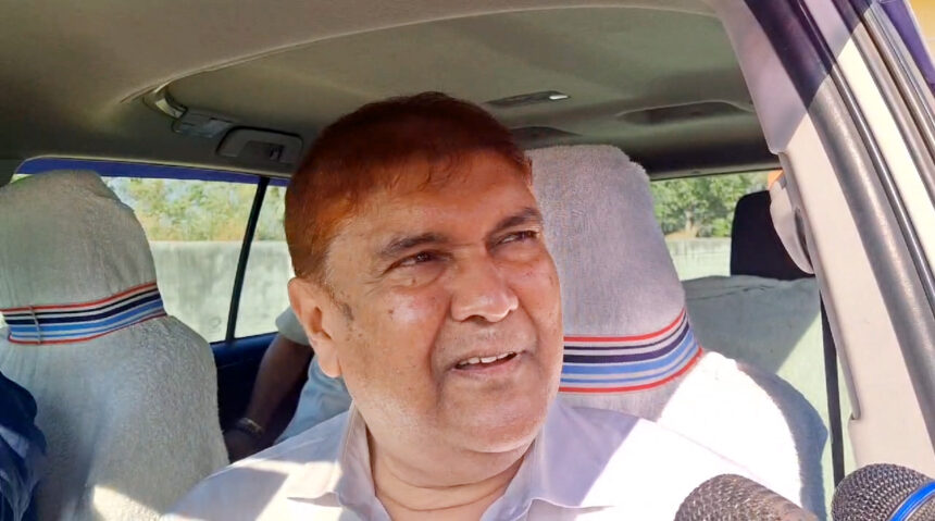 पर्यावरण मंत्री की गाड़ी का पॉल्यूशन टेस्ट दो साल से फेल, सवाल पर नहीं दिया जवाब