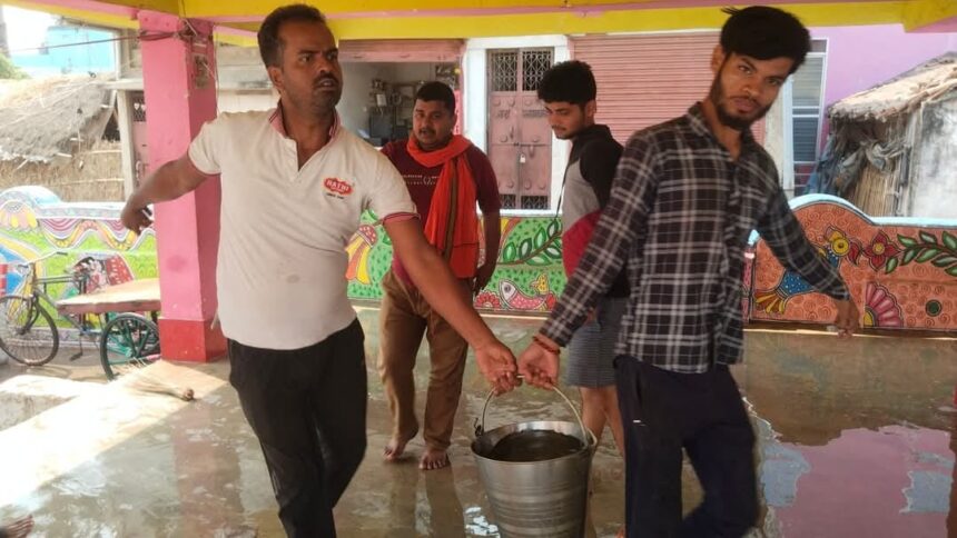 बिहार में कन्हैया कुमार के भाषण स्थल पर विवाद, सहरसा में युवाओं ने किया शुद्धिकरण