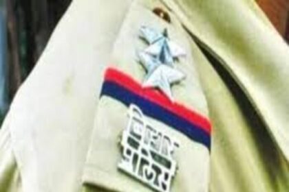 शेखपुरा पुलिस ने दबोचा हाईटेक गिरोह; दारोगा भर्ती परीक्षा का 'मुन्ना भाई' गिरफ्तार