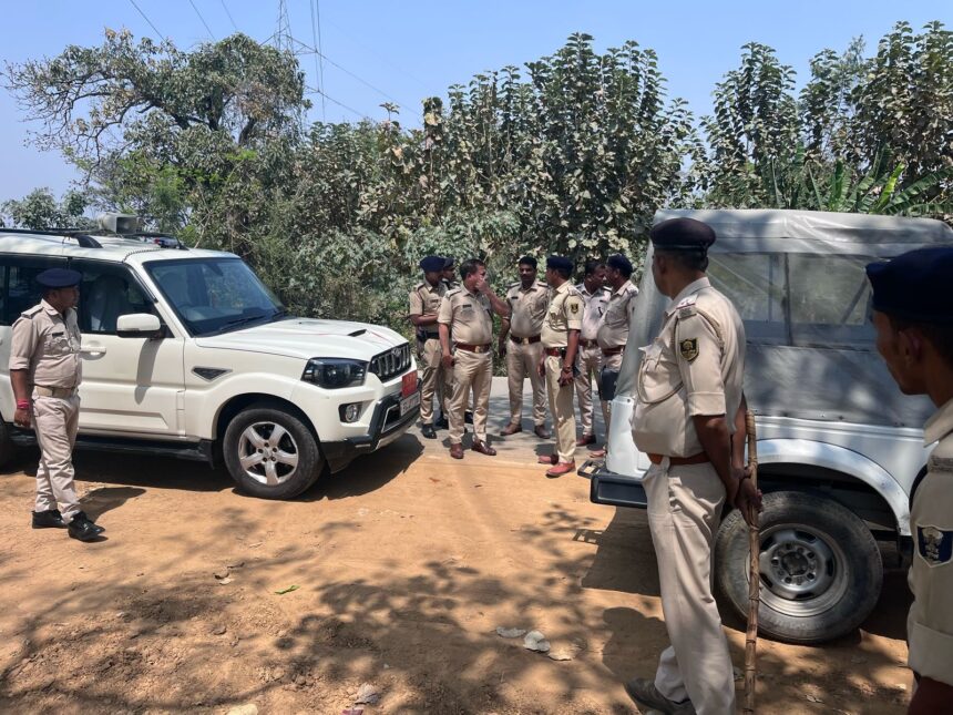 जमीन विवाद को लेकर नवाडेरा में पथराव, एक घायल, मामला दर्ज