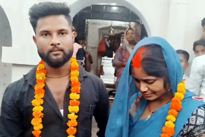 बदलते रिश्तों की नई परिभाषा: पति ने प्रेमी से करवाई पत्नी की शादी