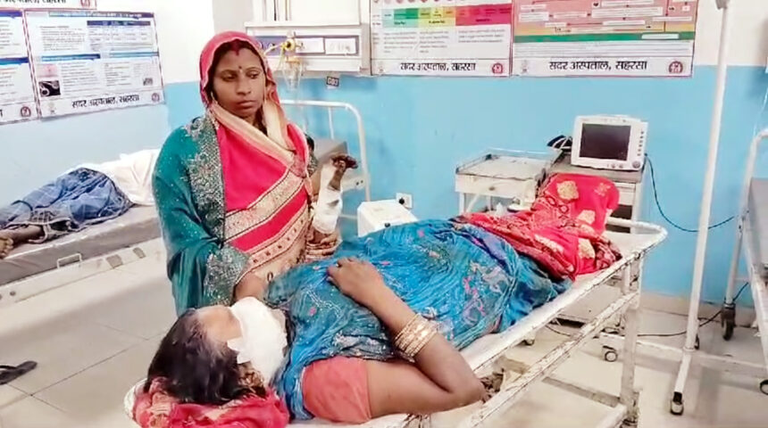 जमीन विवाद में महिला पर हमला, गंभीर रूप से घायल, अस्पताल में भर्ती