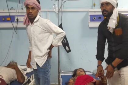 एक ही परिवार के पांच लोगों ने खा लिया जहर,तीन लोगों की मौत हो गयी है.